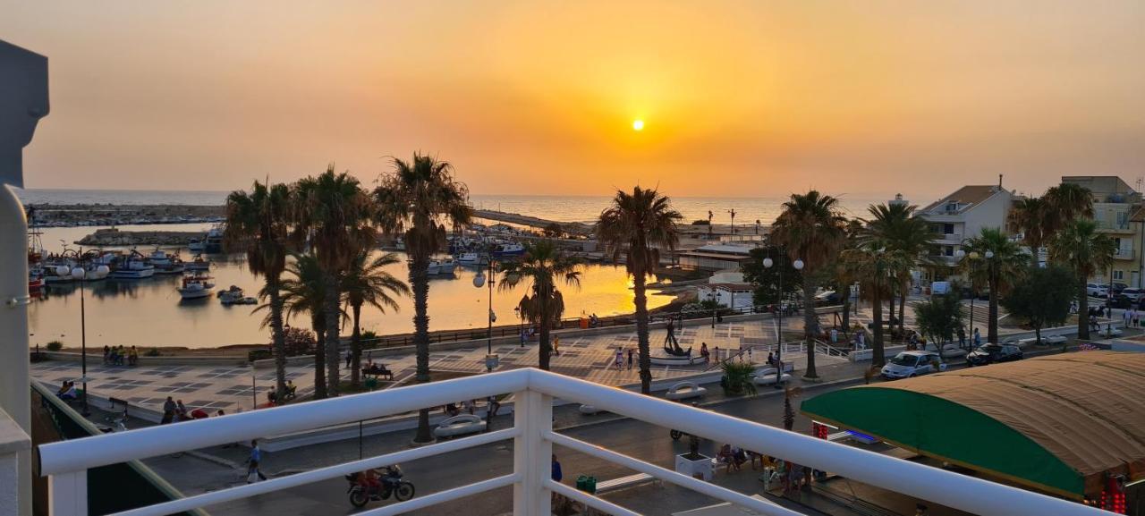 Terrazza Sul Porto Daire Scoglitti Dış mekan fotoğraf